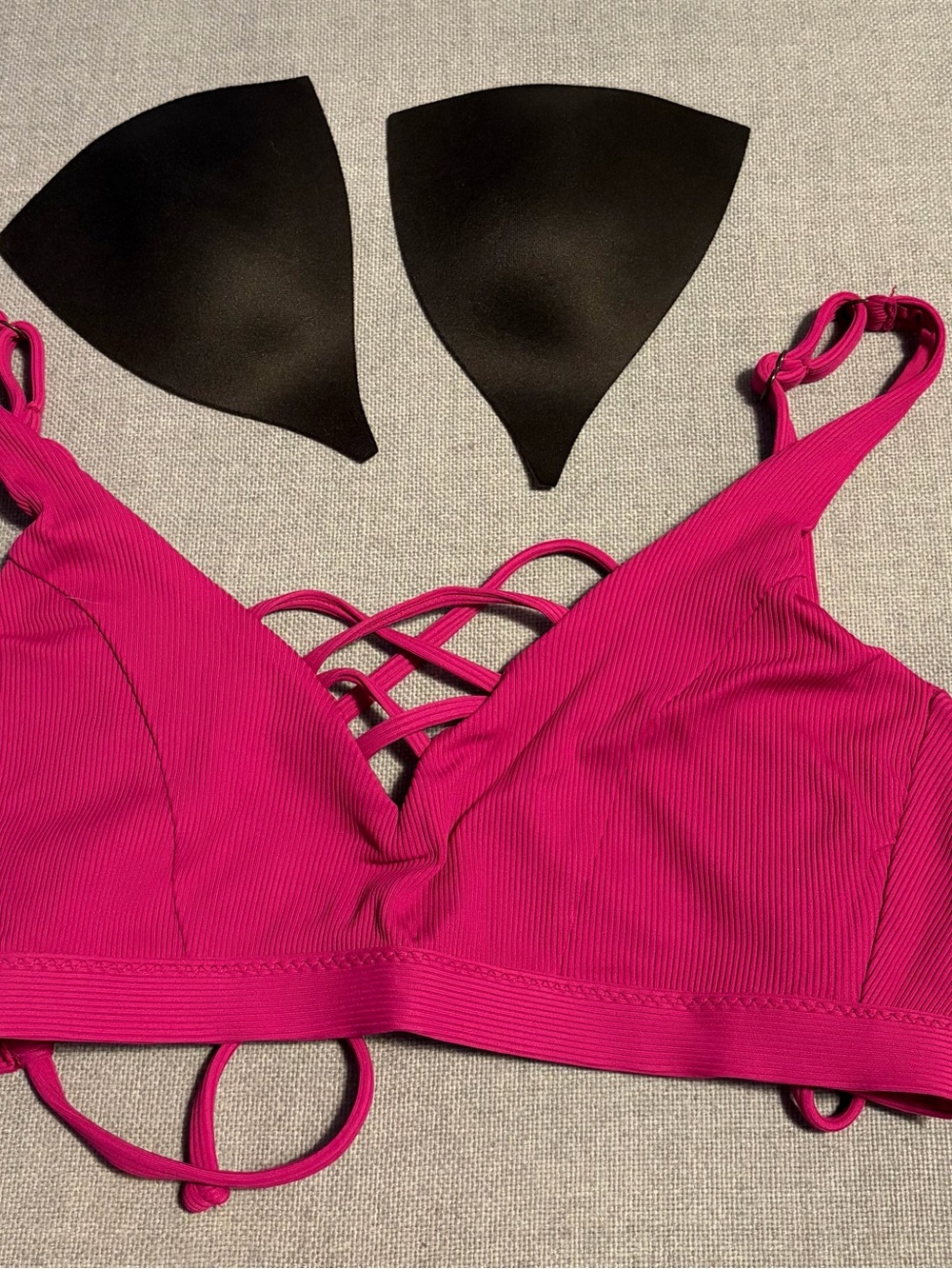 BECCA Ribbed Strappy Bikini Top in Fuchsia